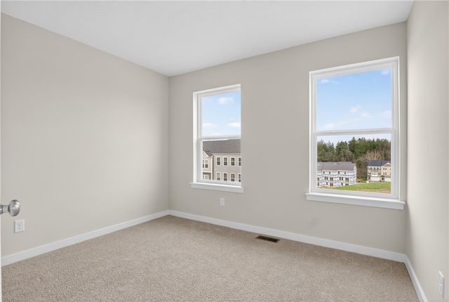 704 Olivia St, Collier Twp, PA 15205