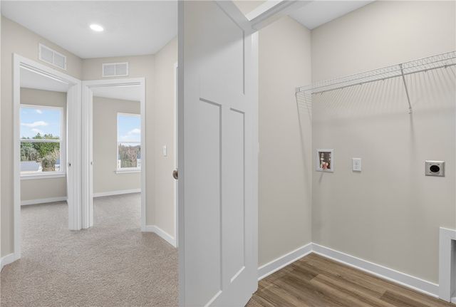 704 Olivia St, Collier Twp, PA 15205