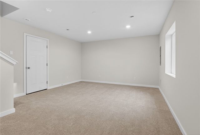 704 Olivia St, Collier Twp, PA 15205