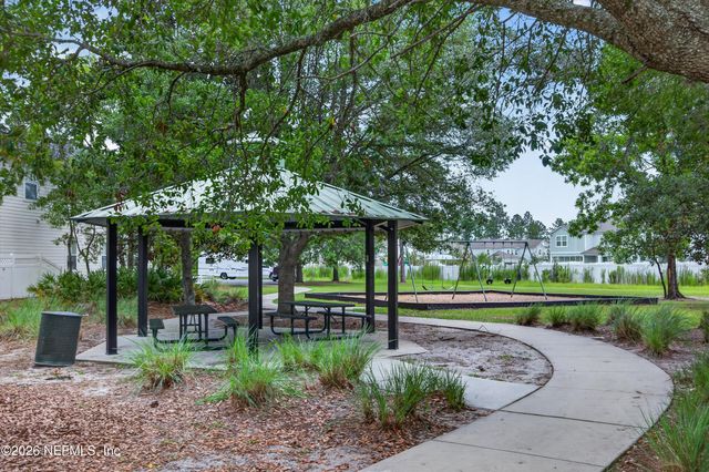 618 BRIAR VIEW Drive, Orange Park, FL 32065