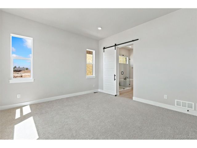 1661 Winter Glow Dr, Windsor, CO 80550