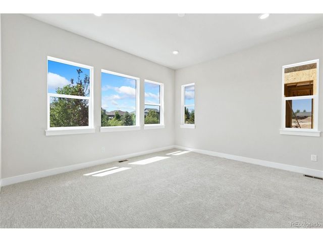 1661 Winter Glow Dr, Windsor, CO 80550