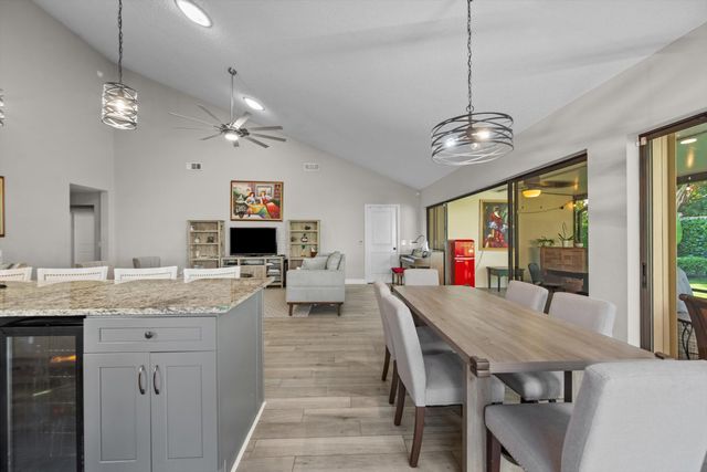 2895 FARRAGUT Lane, West Palm Beach, FL 33409