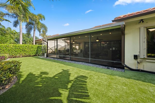 2895 FARRAGUT Lane, West Palm Beach, FL 33409