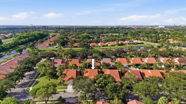 2895 FARRAGUT Lane, West Palm Beach, FL 33409