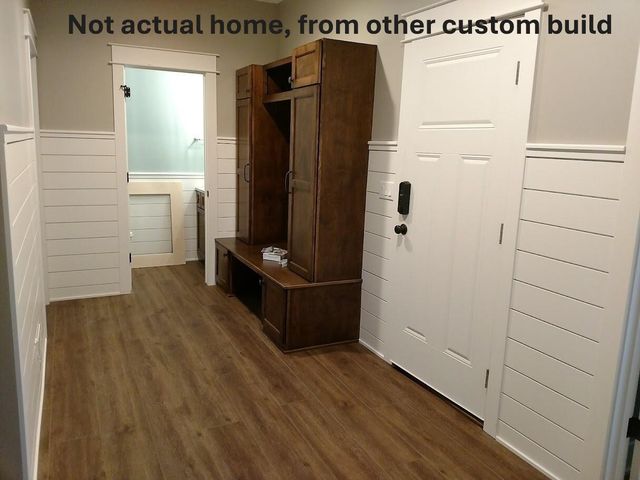 8657 Bosque Drive SE, Caledonia, MI 49316