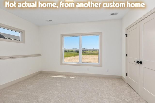 8657 Bosque Drive SE, Caledonia, MI 49316