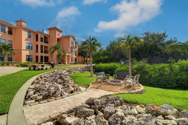 2724 VIA MURANO 610, Clearwater, FL 33764