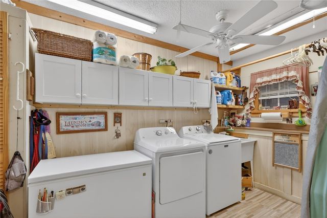 8516 99th Court, Vero Beach, FL 32967