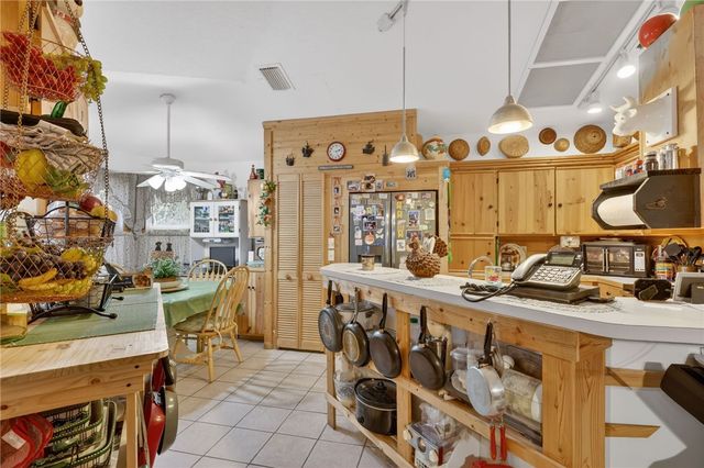 8516 99th Court, Vero Beach, FL 32967