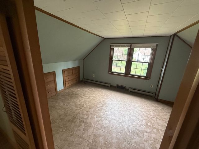 69 Aldrich Dr 1, Westfield, MA 01085
