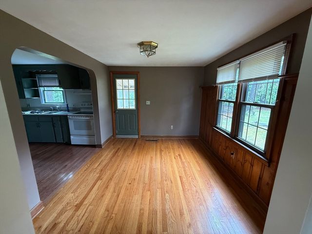 69 Aldrich Dr 1, Westfield, MA 01085