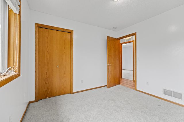14421 Tungsten Way NW, Anoka, MN 55303
