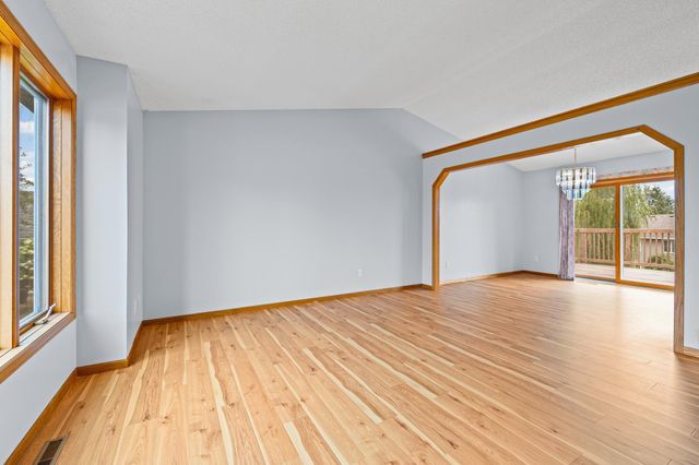 14421 Tungsten Way NW, Anoka, MN 55303
