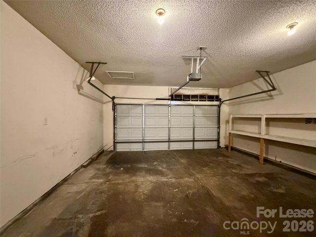 8815 Firestreak Drive, Charlotte, NC 28216