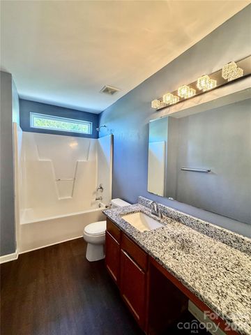 8815 Firestreak Drive, Charlotte, NC 28216
