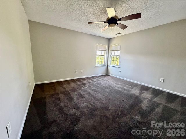 8815 Firestreak Drive, Charlotte, NC 28216