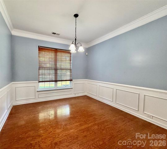 8815 Firestreak Drive, Charlotte, NC 28216