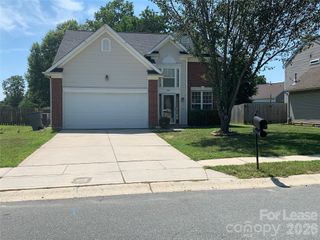 8815 Firestreak Drive, Charlotte, NC 28216