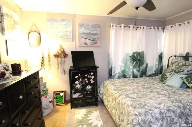 1330 FLORENCE Avenue, Clinton, IA 52732