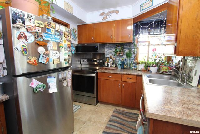 1330 FLORENCE Avenue, Clinton, IA 52732