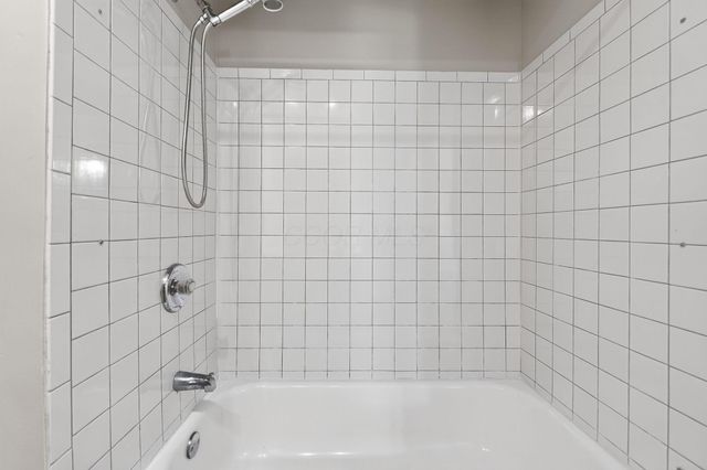 1999 Cory Drive, Hilliard, OH 43026