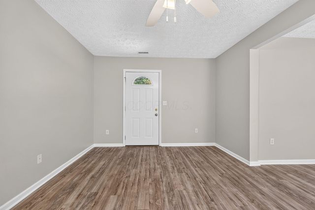 1999 Cory Drive, Hilliard, OH 43026