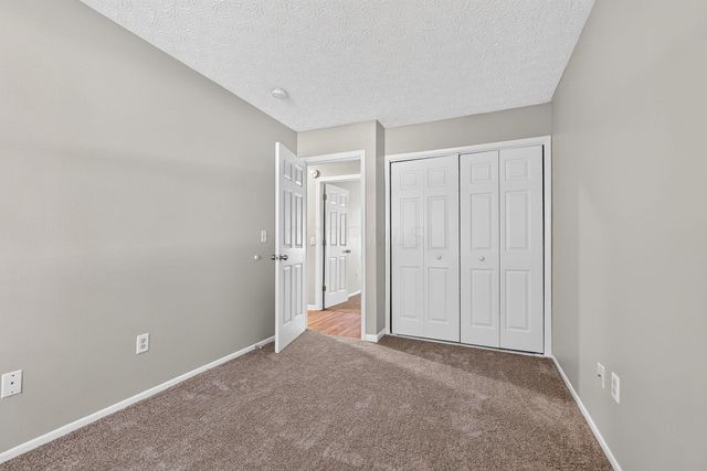 1999 Cory Drive, Hilliard, OH 43026