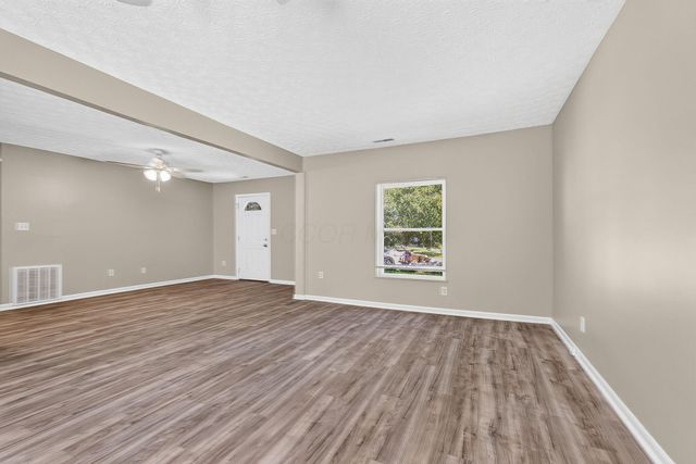 1999 Cory Drive, Hilliard, OH 43026