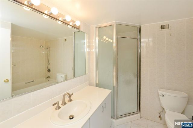 1077 River PH6, Edgewater, NJ 07020
