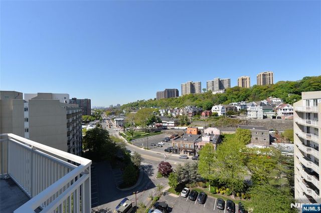 1077 River PH6, Edgewater, NJ 07020