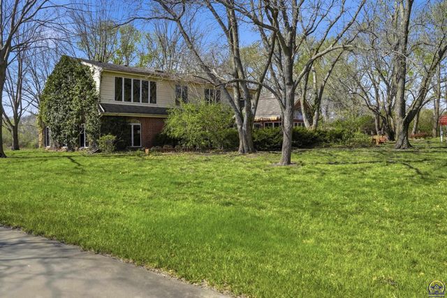 1315 NE 46th ST, Topeka, KS 66617