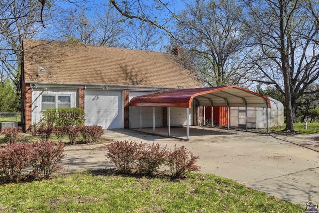1315 NE 46th ST, Topeka, KS 66617