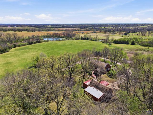 1315 NE 46th ST, Topeka, KS 66617