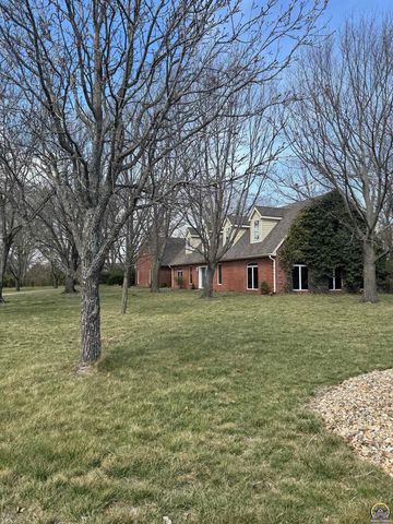 1315 NE 46th ST, Topeka, KS 66617