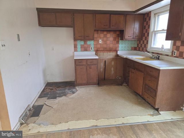 391 HILLTOP LN, Annapolis, MD 21403