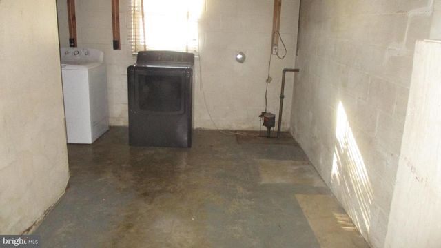 391 HILLTOP LN, Annapolis, MD 21403