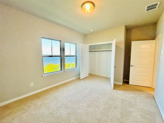 2204 Fairwater Meadows, Rowlett, TX 75088