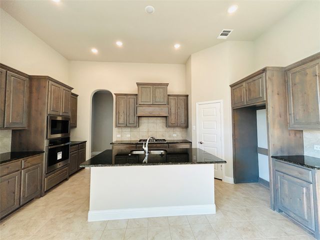 2204 Fairwater Meadows, Rowlett, TX 75088