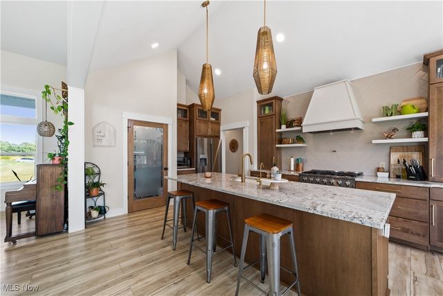 7236 Hunters Glen Lane, Seville, OH 44273