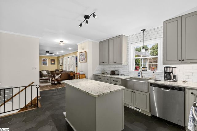 809 Butler Springs Road, Greenville, SC 29615