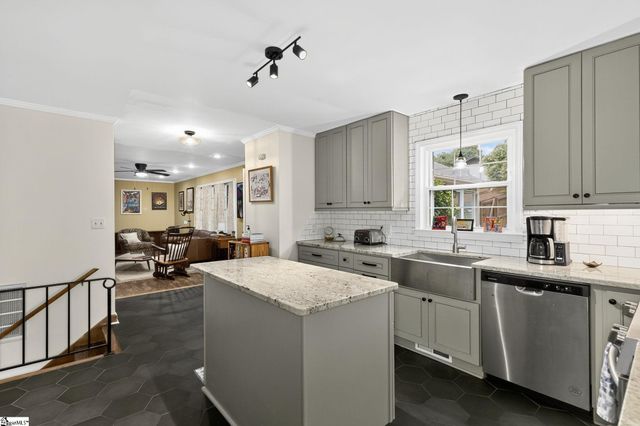 809 Butler Springs Road, Greenville, SC 29615