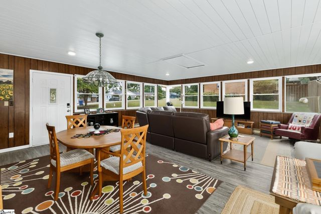 809 Butler Springs Road, Greenville, SC 29615