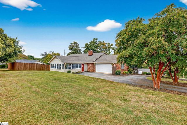 809 Butler Springs Road, Greenville, SC 29615