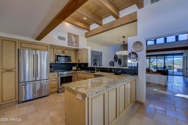 8502 E Cave Creek Road 31, Carefree, AZ 85377