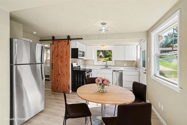 1010 Brighton Lake Road, Brighton, MI 48116