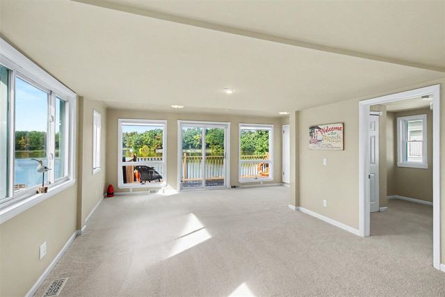 1010 Brighton Lake Road, Brighton, MI 48116