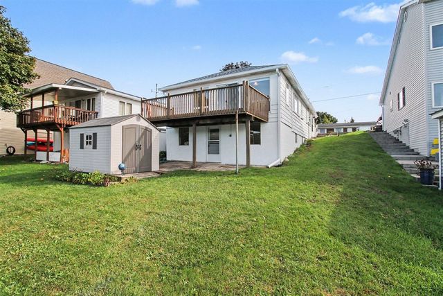 1010 Brighton Lake Road, Brighton, MI 48116