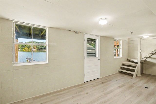 1010 Brighton Lake Road, Brighton, MI 48116