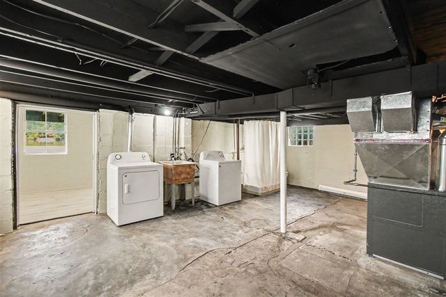 1010 Brighton Lake Road, Brighton, MI 48116